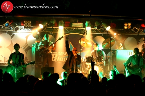 Clicca per l'immagine full size