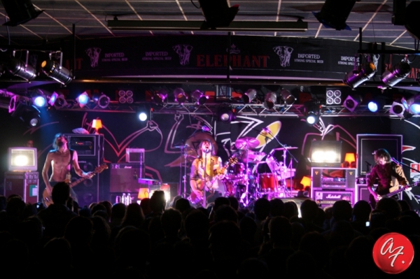 Clicca per l'immagine full size